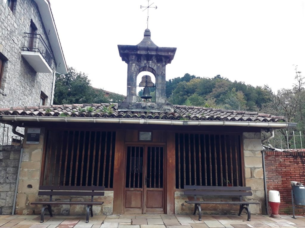 Ermita de la Piedad, Areatza